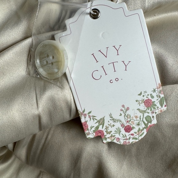 NWT Ivy City Woman's Coat Wool Blend Cream Size 2X - Picture 8 of 12